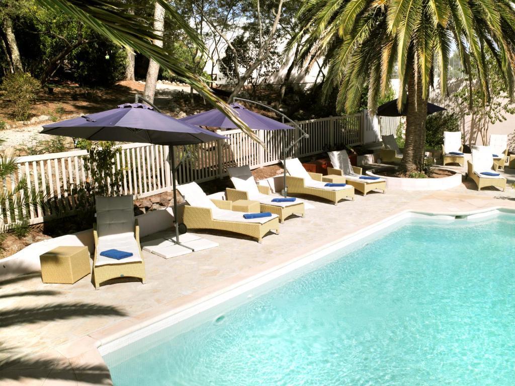 Hotel Villa La Cheneraie Saint-Raphaël Exterior foto